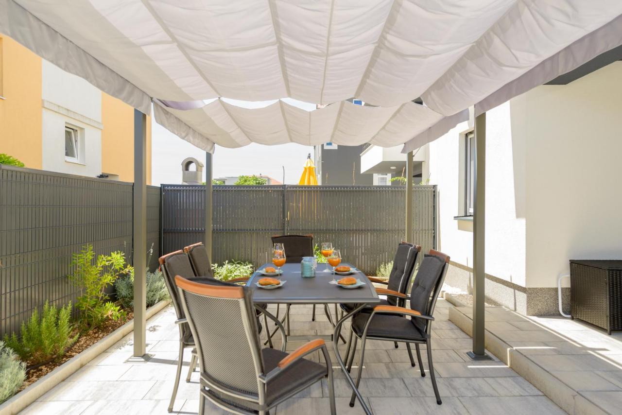 New, Private Heated Swimming Pool, Free Parking, Trogir Centar公寓 外观 照片