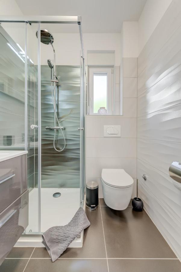 New, Private Heated Swimming Pool, Free Parking, Trogir Centar公寓 外观 照片